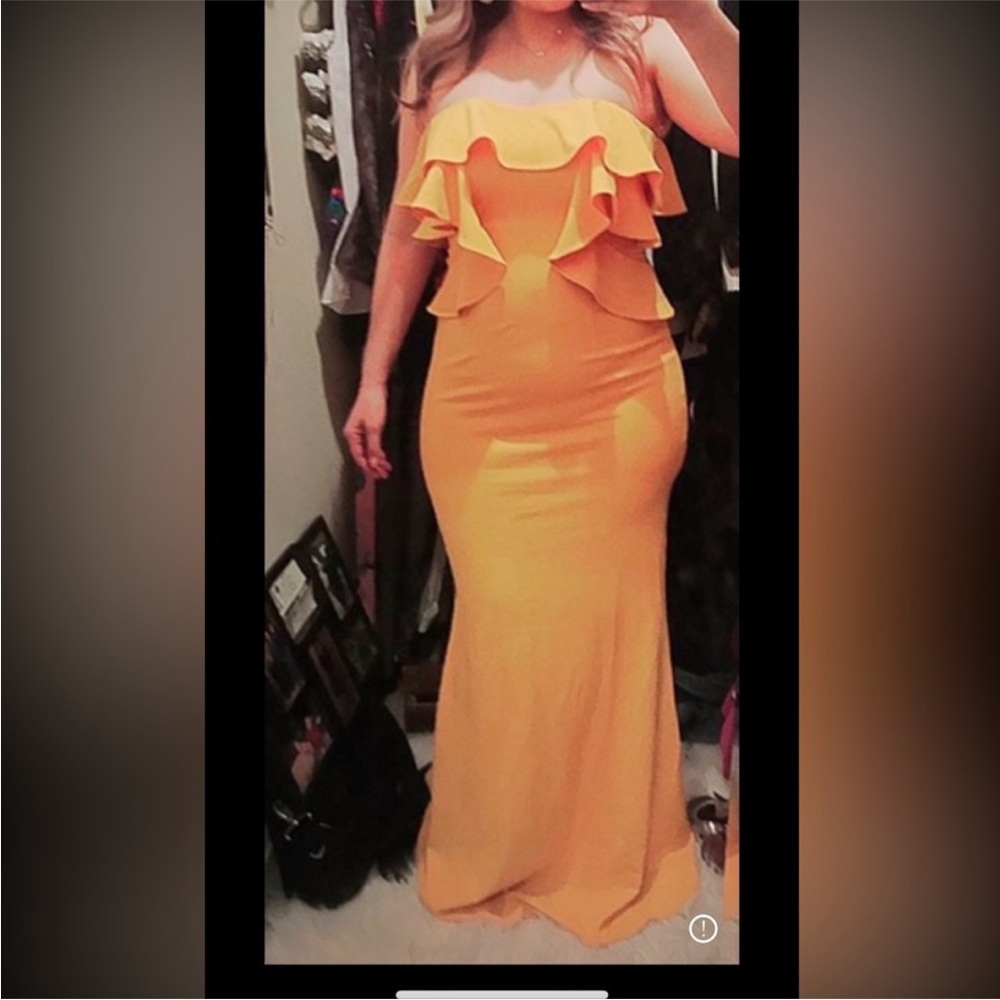 A'gaci Strapless Yellow Ruffle Dress